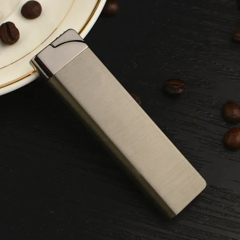 Metal ultra fino à prova de ve - Outdoor Windproof Lighter avaliação e preço